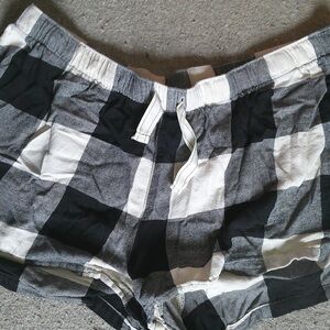 Plaid Women's Shorts in Black and White